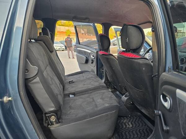 2009 Dacia Logan — Miniatură 11