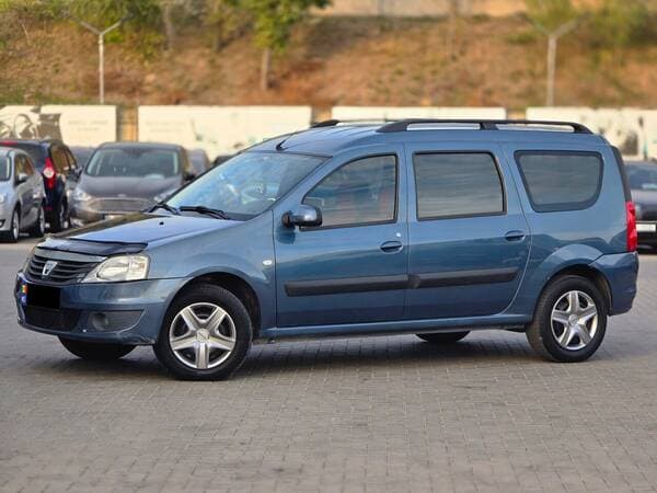2009 Dacia Logan — Miniatură 2