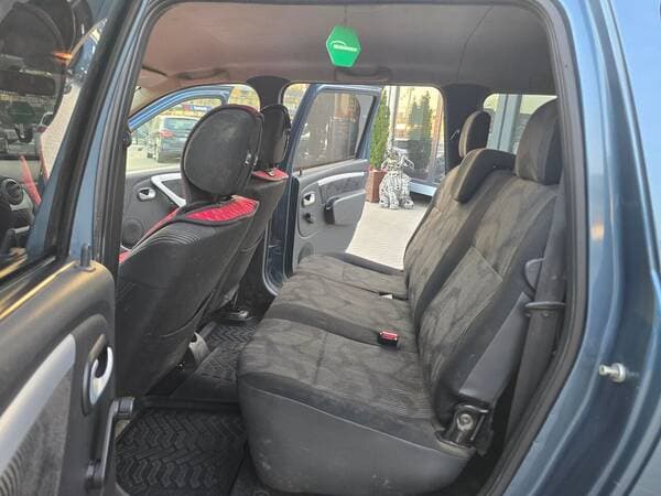 2009 Dacia Logan — Miniatură 12