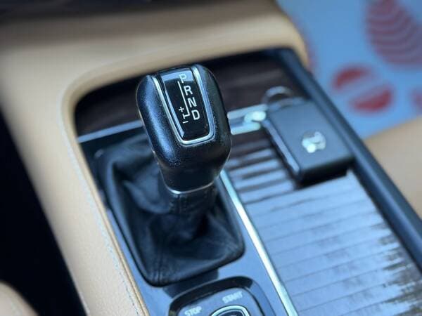 Volvo XC 90 2016 — Миниатюра 15