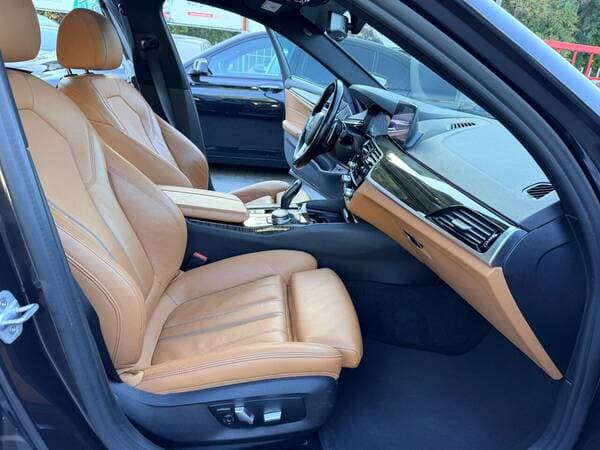 2018 BMW 530 — Miniatură 8