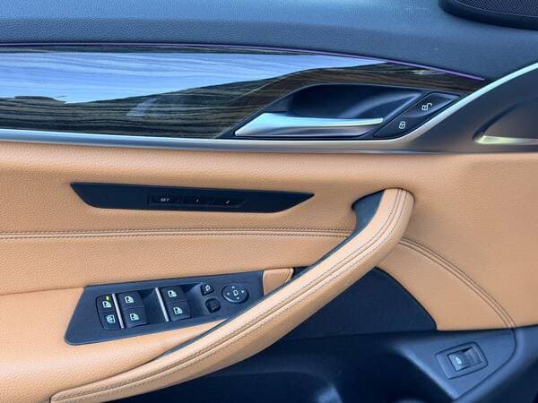 2018 BMW 530 — Miniatură 16