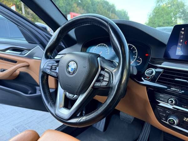 2018 BMW 530 — Miniatură 10