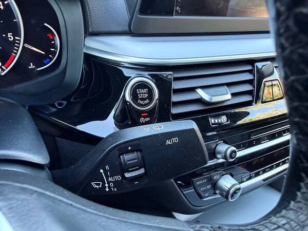 2018 BMW 520 — Miniatură 12
