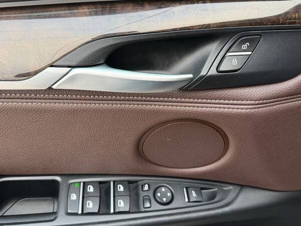 2016 BMW X5 4.0e — Miniatură 15