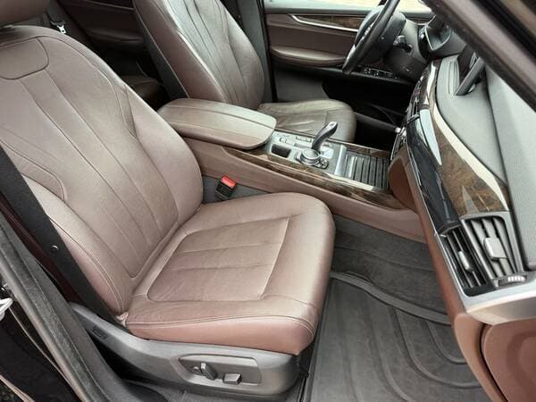 2016 BMW X5 4.0e — Miniatură 8