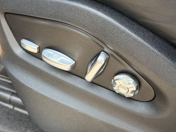 2019 Porsche Cayenne — Miniatură 18