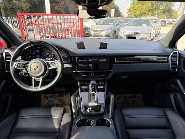 2019 Porsche Cayenne — Miniatură 8