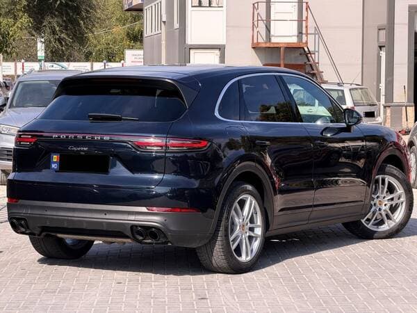 2019 Porsche Cayenne — Miniatură 4