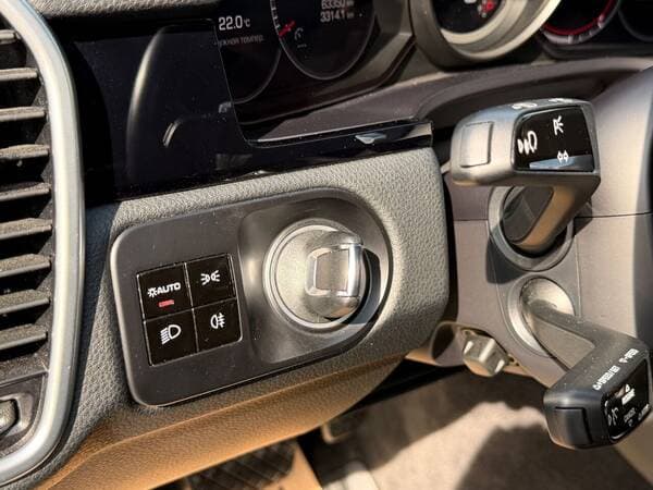 2019 Porsche Cayenne — Miniatură 12