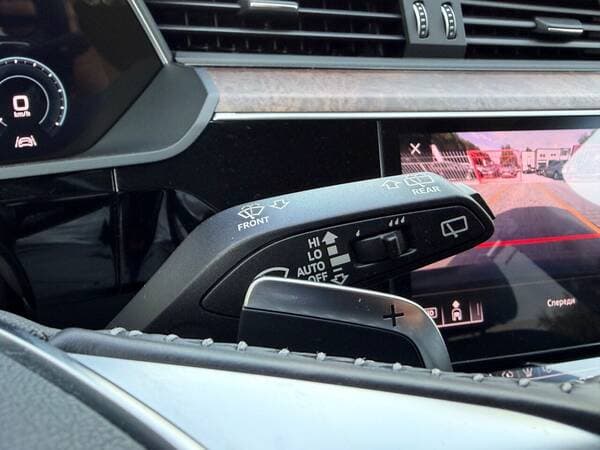 Audi E-tron 2019 — Миниатюра 12