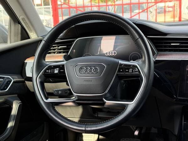 Audi E-tron 2019 — Миниатюра 9