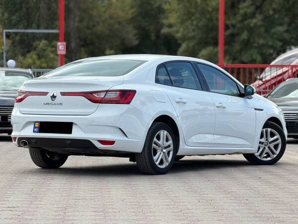 Renault Megane 2019 — Миниатюра 3