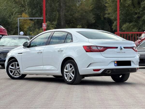 Renault Megane 2019 — Миниатюра 4