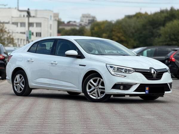 Renault Megane 2019 — Миниатюра 2
