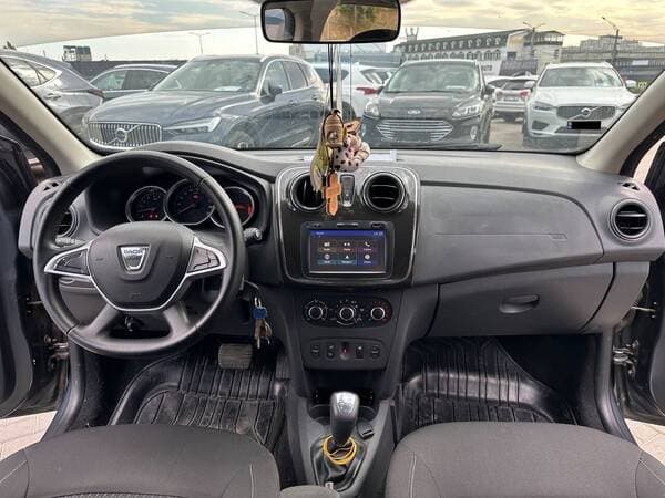2017 Dacia Sandero — Miniatură 7