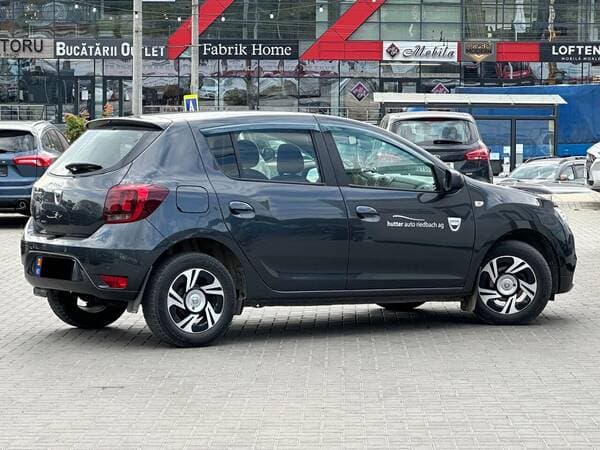 2017 Dacia Sandero — Miniatură 3