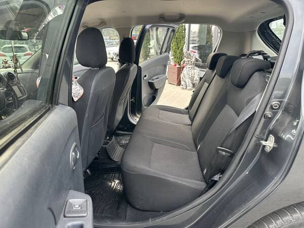 2017 Dacia Sandero — Miniatură 16
