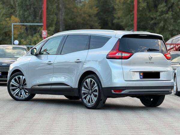 2018 Renault Grand Scenic — Miniatură 4