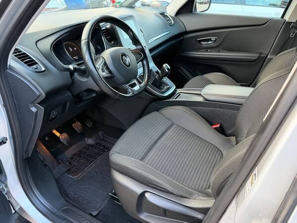 2018 Renault Grand Scenic — Miniatură 5