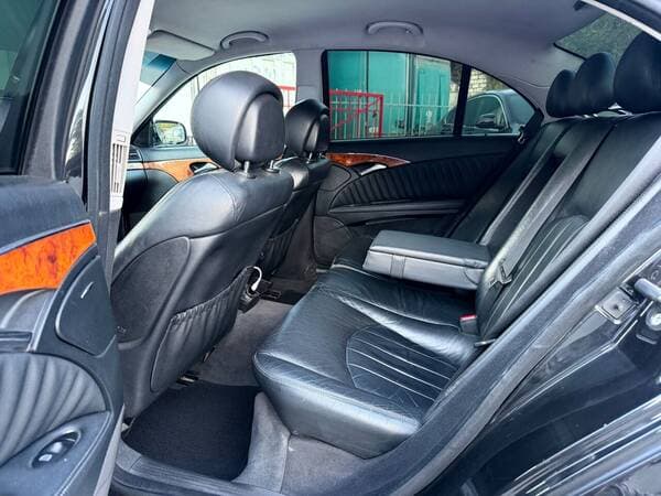 2008 Mercedes E 220 — Miniatură 16