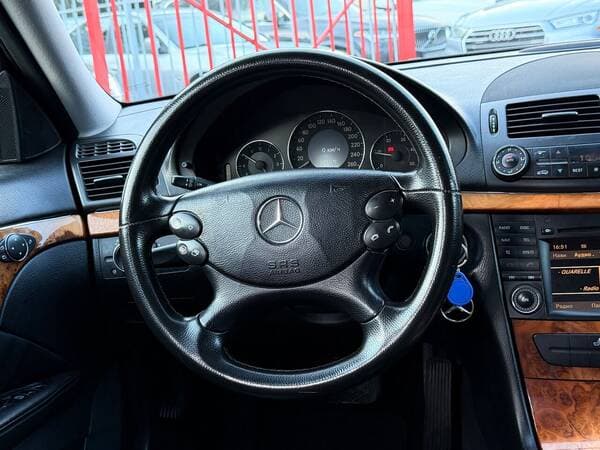 2008 Mercedes E 220 — Miniatură 8