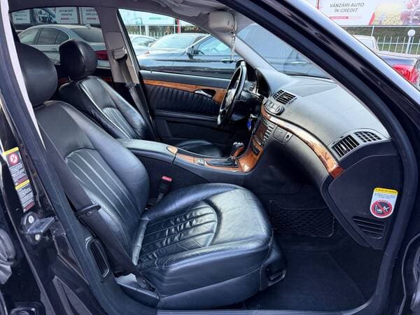 2008 Mercedes E 220 — Miniatură 6