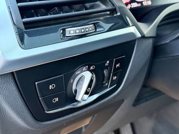 2020 BMW X3 3.0e — Miniatură 12