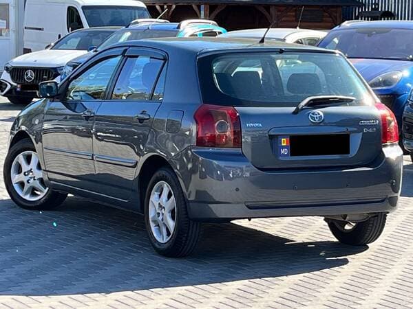 2006 Toyota Corolla — Miniatură 4