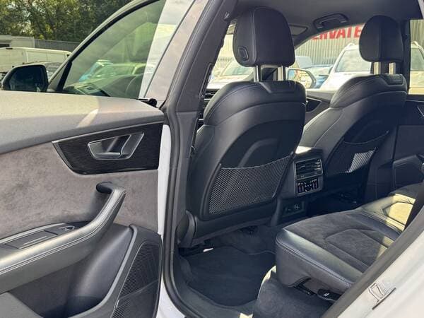 Audi Q8 2019 — Миниатюра 18
