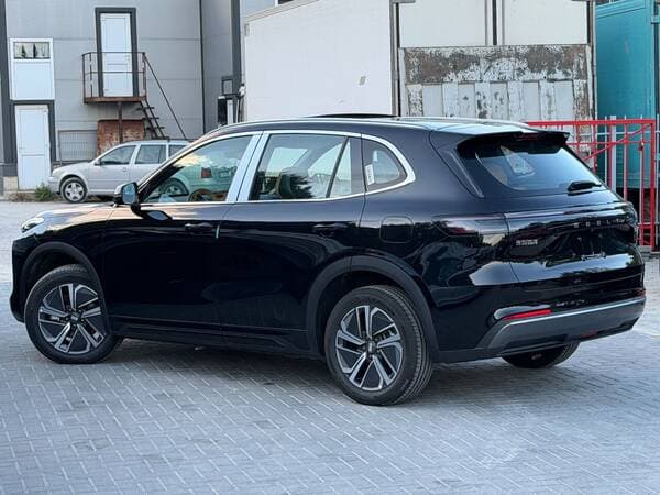 2025 Geely Galaxy Starship 7 — Miniatură 3