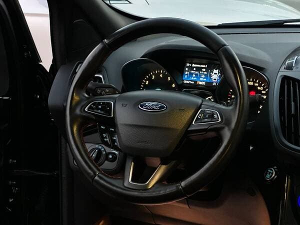 2017 Ford Kuga — Miniatură 10