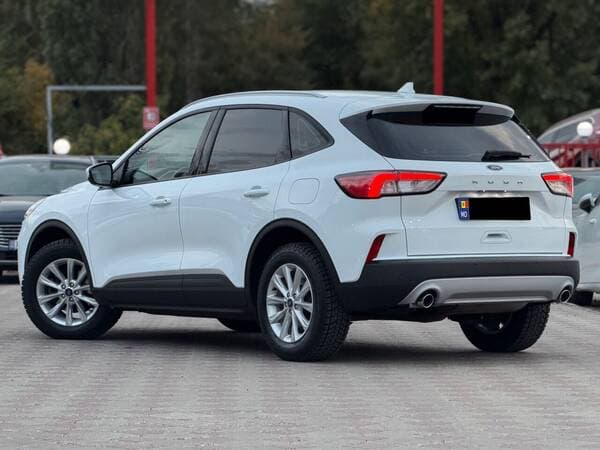 2021 Ford Kuga — Miniatură 4