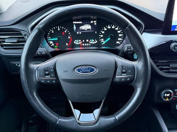 2021 Ford Kuga — Miniatură 8
