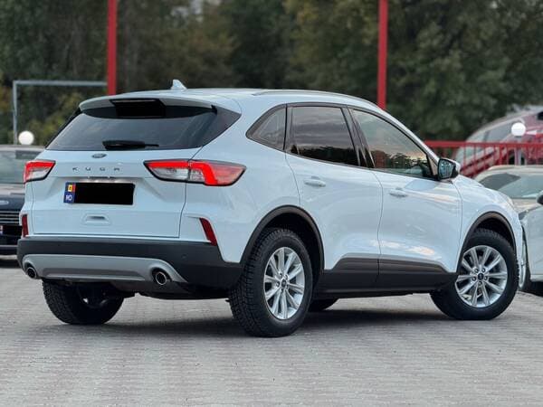 2021 Ford Kuga — Miniatură 3
