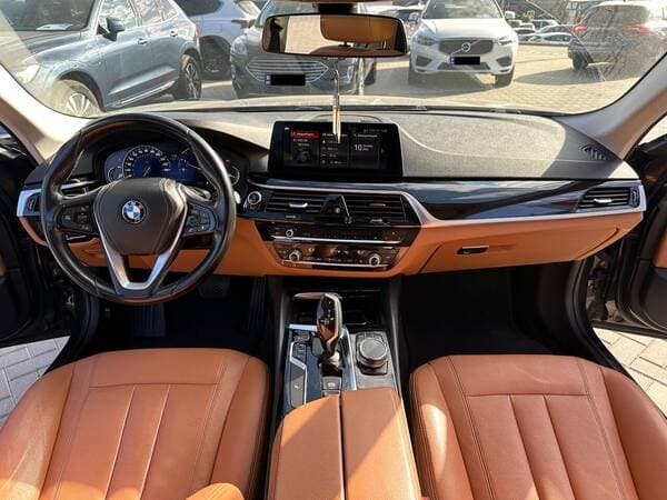2019 BMW 520 — Miniatură 7