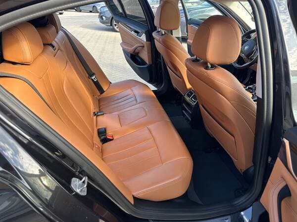 2019 BMW 520 — Miniatură 17