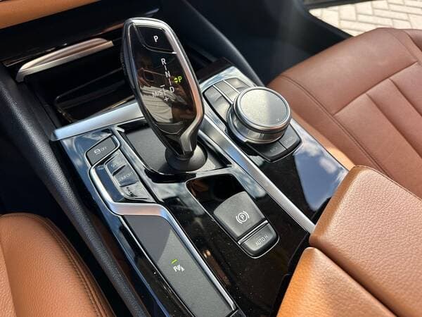 2019 BMW 520 — Miniatură 14