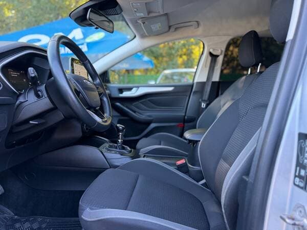 2018 Ford Focus — Miniatură 5