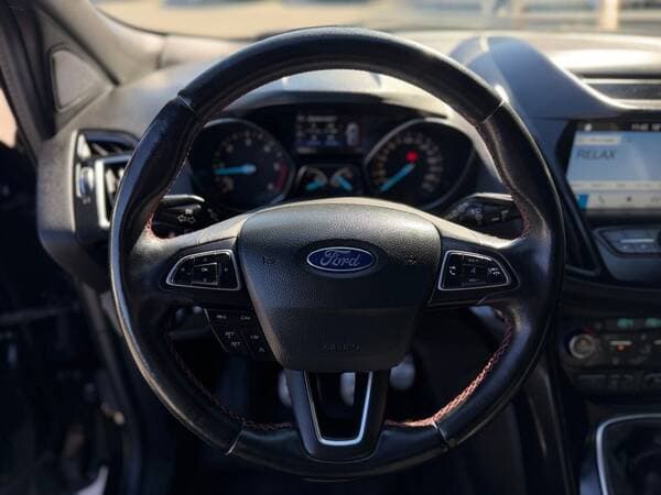 2017 Ford Kuga — Miniatură 10