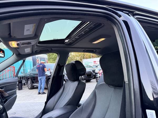 2015 BMW 328 — Miniatură 16