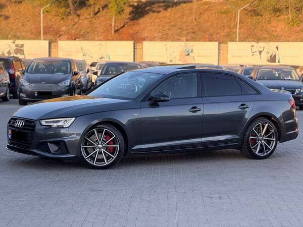 Audi A4 2019 — Миниатюра 2