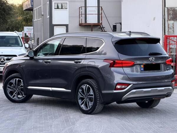 2020 Hyundai Santa Fe — Miniatură 3