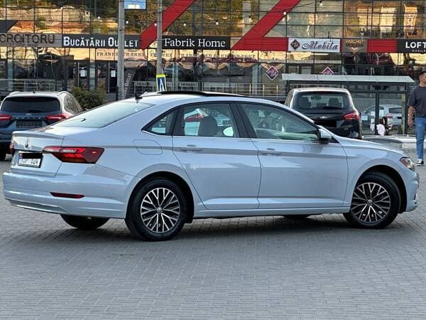 Volkswagen Jetta 2018 — Миниатюра 3