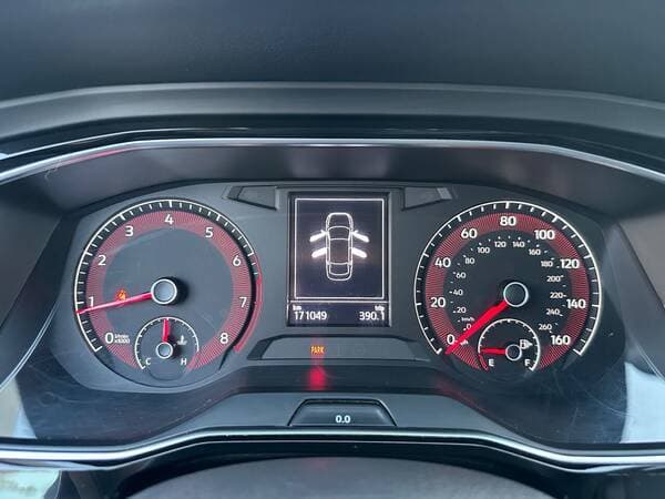 Volkswagen Jetta 2018 — Миниатюра 10