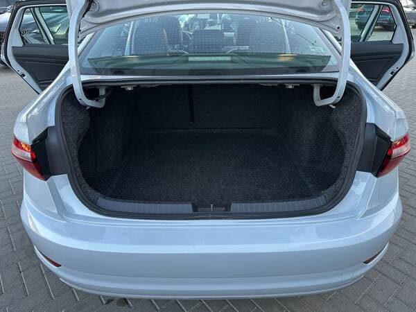 Volkswagen Jetta 2018 — Миниатюра 19