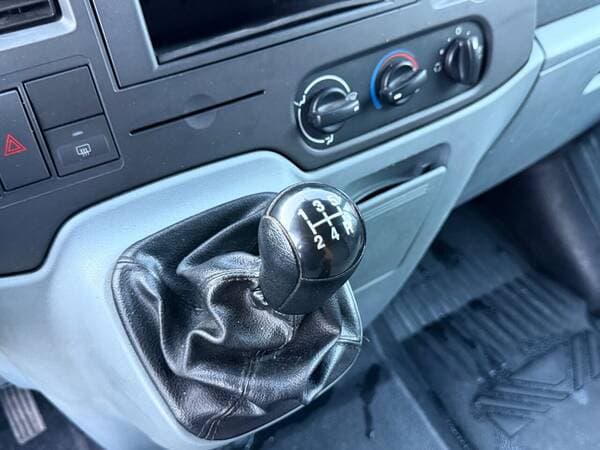 2010 Ford Transit — Miniatură 9