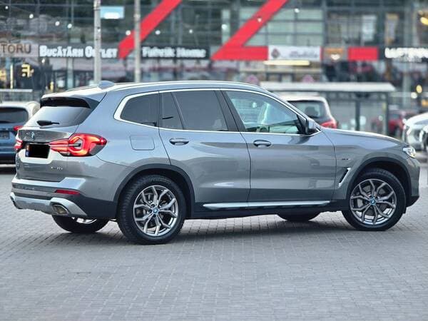 BMW X3 3.0e 2022 — Миниатюра 4