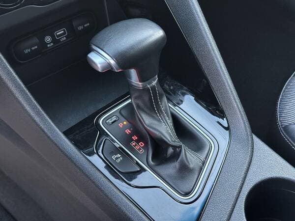 2017 Kia Niro — Miniatură 12