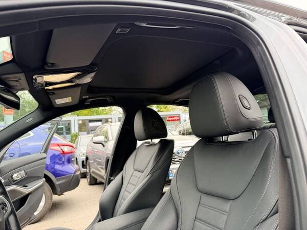 2021 BMW 330E — Miniatură 9